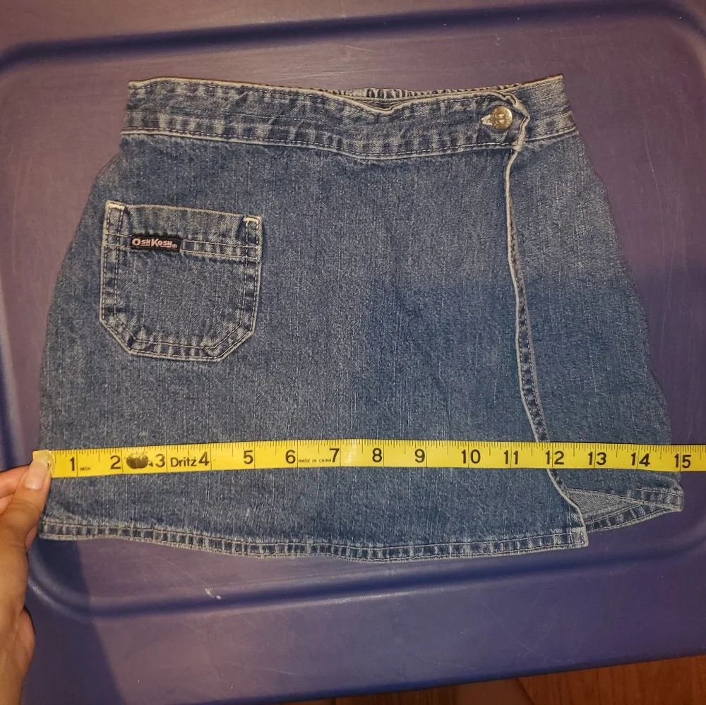 5 for $25 | Vintage OshKosh B'gosh Medium Wash Denim Skort